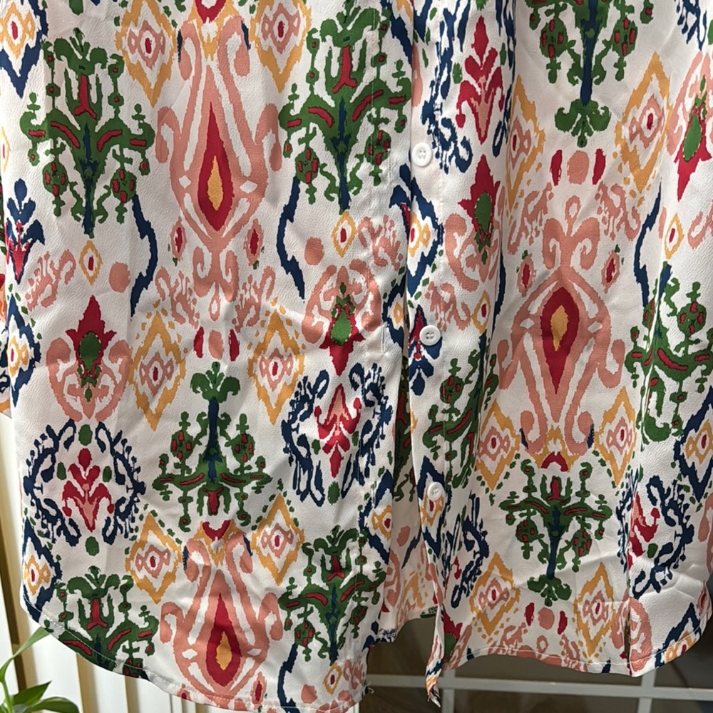 NEW Colorful Patterned Blouse - Picture 6 of 7